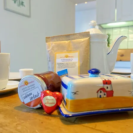 Warnemuende Galerie דירה